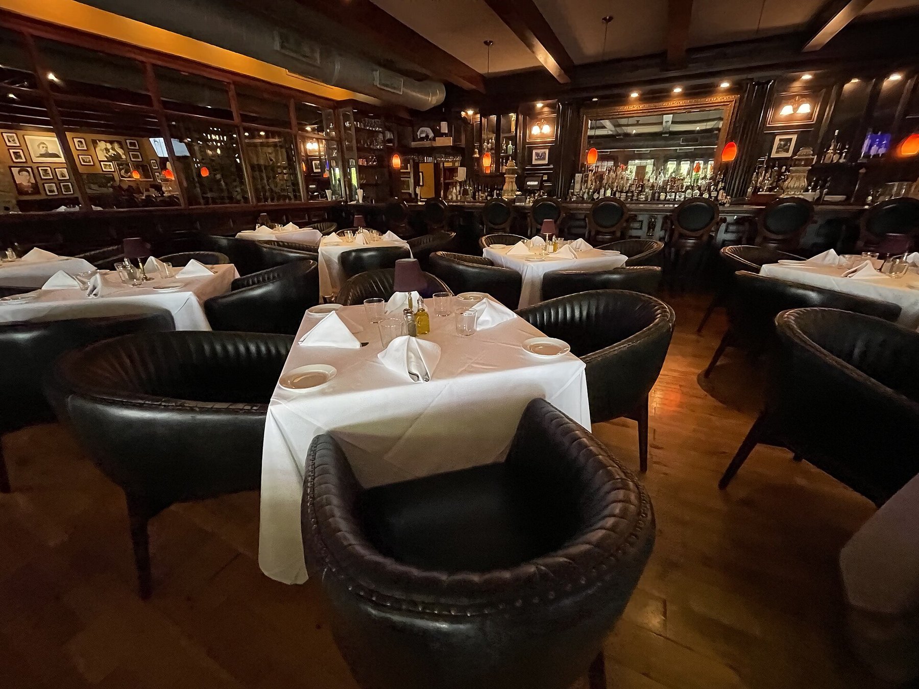 Sala accogliente di ristorante